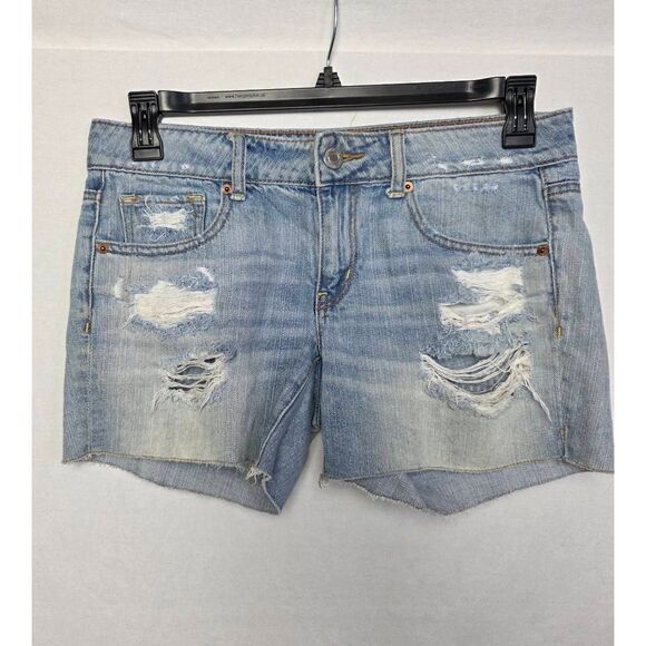 American Eagle Distressed Jean Shorts Sz 6 Light Wash - Picture 1 of 8
